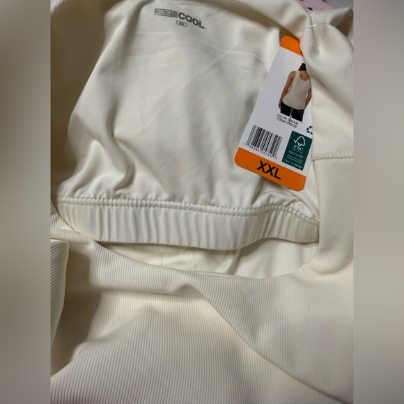 NWT 32 Degrees Women's Soft Textured Ribbed Cream Tank Top w/ Built in Bra XXL - Picture 6 of 9